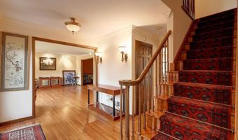 1 WILLOW BROOK Ln, Annandale, NJ 08801