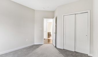 23586 WATERFORD DOWNS Ter, Ashburn, VA 20148