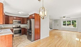 723 County St 723, Attleboro, MA 02703