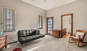 2686 Della Rd SW, Albuquerque, NM 87105