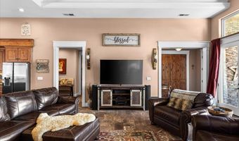 9267 7R Bar Rd, Angels Camp, CA 95222