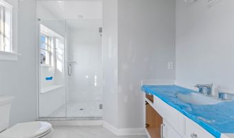 805 21st St, Avalon, NJ 08202