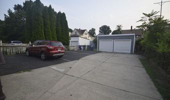 809 Brewster St, Bridgeport, CT 06605