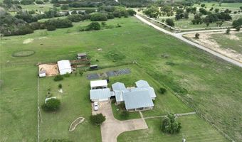 302 Poplar St, Hico, TX 76457