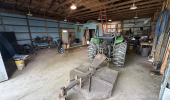 1020 E State St, Albany, IN 47320