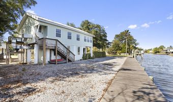 11046 New York St, Bay St. Louis, MS 39520