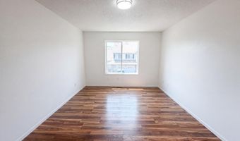 14210 Xenon St NW 4, Anoka, MN 55303