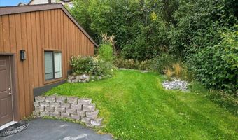 16847 Woods Pointe Cir, Anchorage, AK 99516