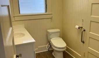 3232 Brokaw St, Honolulu, HI 96815