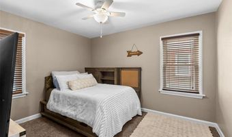 7258 Mackenzie Rd, Affton, MO 63123