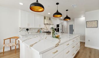 753 Fino Gln, Escondido, CA 92025