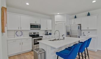 5618 Cottage Lake Dr, Baton Rouge, LA 70820