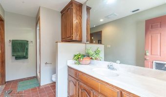 2810 Woodlake Dr, Abilene, TX 79606