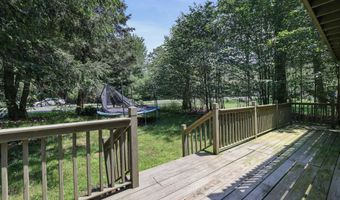 3055 Briarwood Dr, Tobyhanna, PA 18466