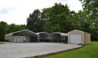 305 N Eighth St, Albion, IL 62806
