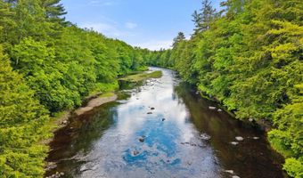 19 Perry Ln, Amherst, ME 04605