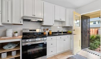 219 CYPRESS St K, Alameda, CA 94501