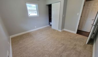 8201 Windcombe Blvd, Indianapolis, IN 46240