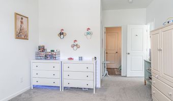 59 Walkabout Dr, Aberdeen, NC 28315