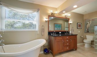 110 HAMMOCK Rd, Anna Maria, FL 34216