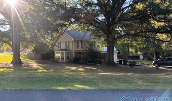 132 Guinevere Dr, Albertville, AL 35950