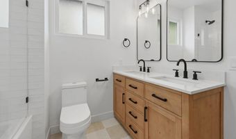 2610 Chestnut Ave, Carlsbad, CA 92010