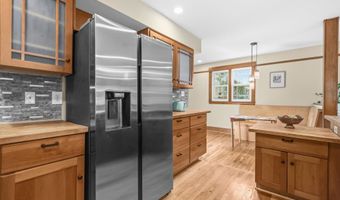 6005 ANNISTON Rd, Bethesda, MD 20817