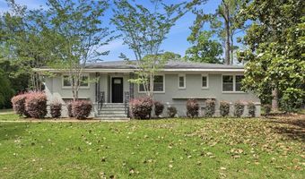 1009 Summit Dr, Albany, GA 31707