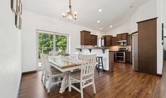 2398 W BARLEY Way, Appleton, WI 54913