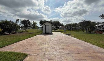 104 Augusta Cir, Aransas Pass, TX 78336