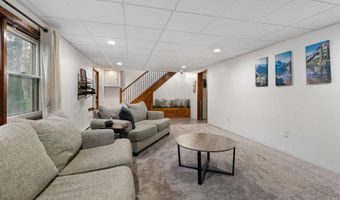 1817 S Shore Dr, Albert Lea, MN 56007
