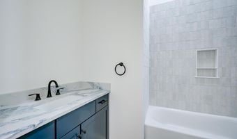 19 Hidden Glade Dr, Bartlett, NH 03812