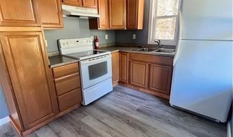 635 Rathbun St, Blackstone, MA 01504