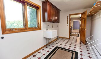8 Longview Dr, Bow, NH 03304