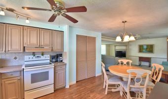 117 HOLIDAY Ln, Auburndale, FL 33823