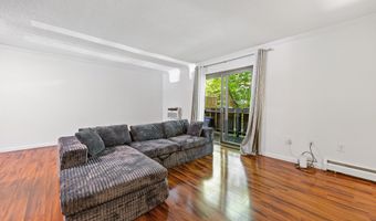 7 Sutton Pl 7, Bloomfield, CT 06002