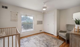 11124 HUNT CLUB Dr, Potomac, MD 20854