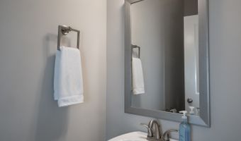 438 Auburn Sta, Auburn, GA 30011