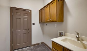95 MEADOW RIDGE Dr, Arlington, TN 38002