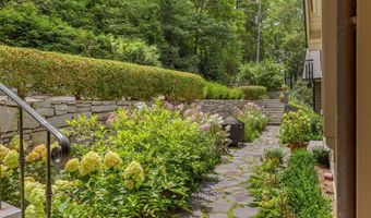 114 Cobb Rd, Highlands, NC 28741
