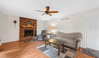 7651 Terri Lynn Dr Dr, Affton, MO 63123