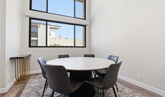 5310 Zelzah Ave 302, Encino, CA 91316