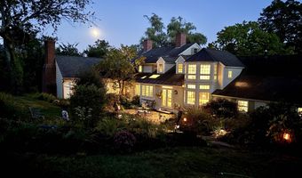 89 Chestnut Hill Rd, Amherst, NH 03031
