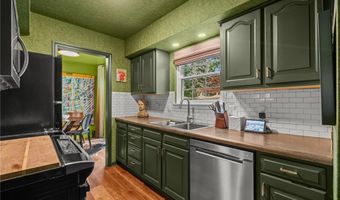 91 Yardley Ln, Akron, OH 44313