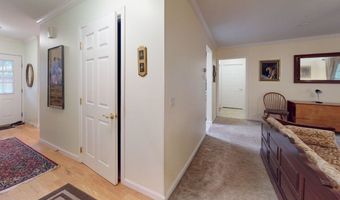 4 Bow Center Rd Unit B2, Bow, NH 03304