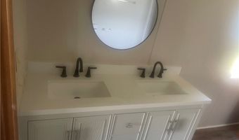 109 Desoto St, Calhoun Falls, SC 29628
