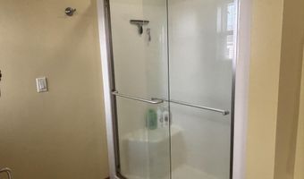 3167 LAKEVIEW Dr, Suamico, WI 54173