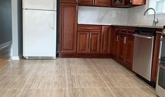 33 E 51ST St 2, Bayonne, NJ 07002