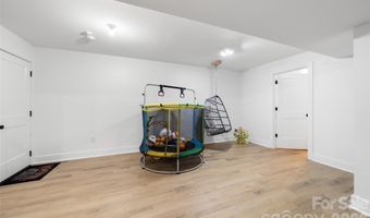 159 Wellington St, Asheville, NC 28806