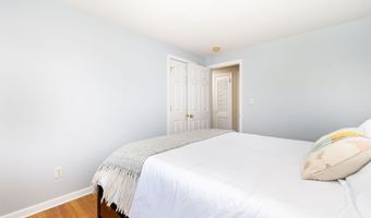 50 Dogwood Ln, Bristol, CT 06010